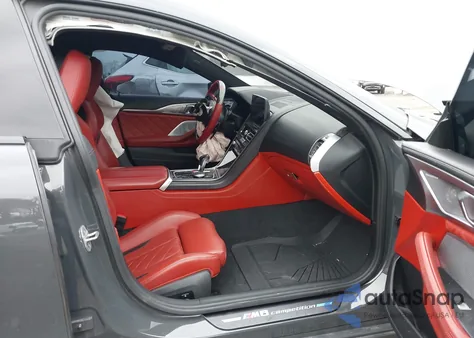 2024 BMW M8 Gran Coupe Competition z USA, uszkodzony, nr VIN WBSGV0C02RCP30475